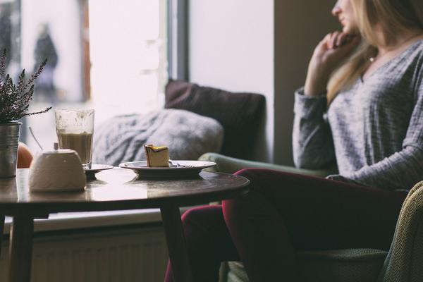 7 Tricks to Overcome the Loneliness of Working at Home