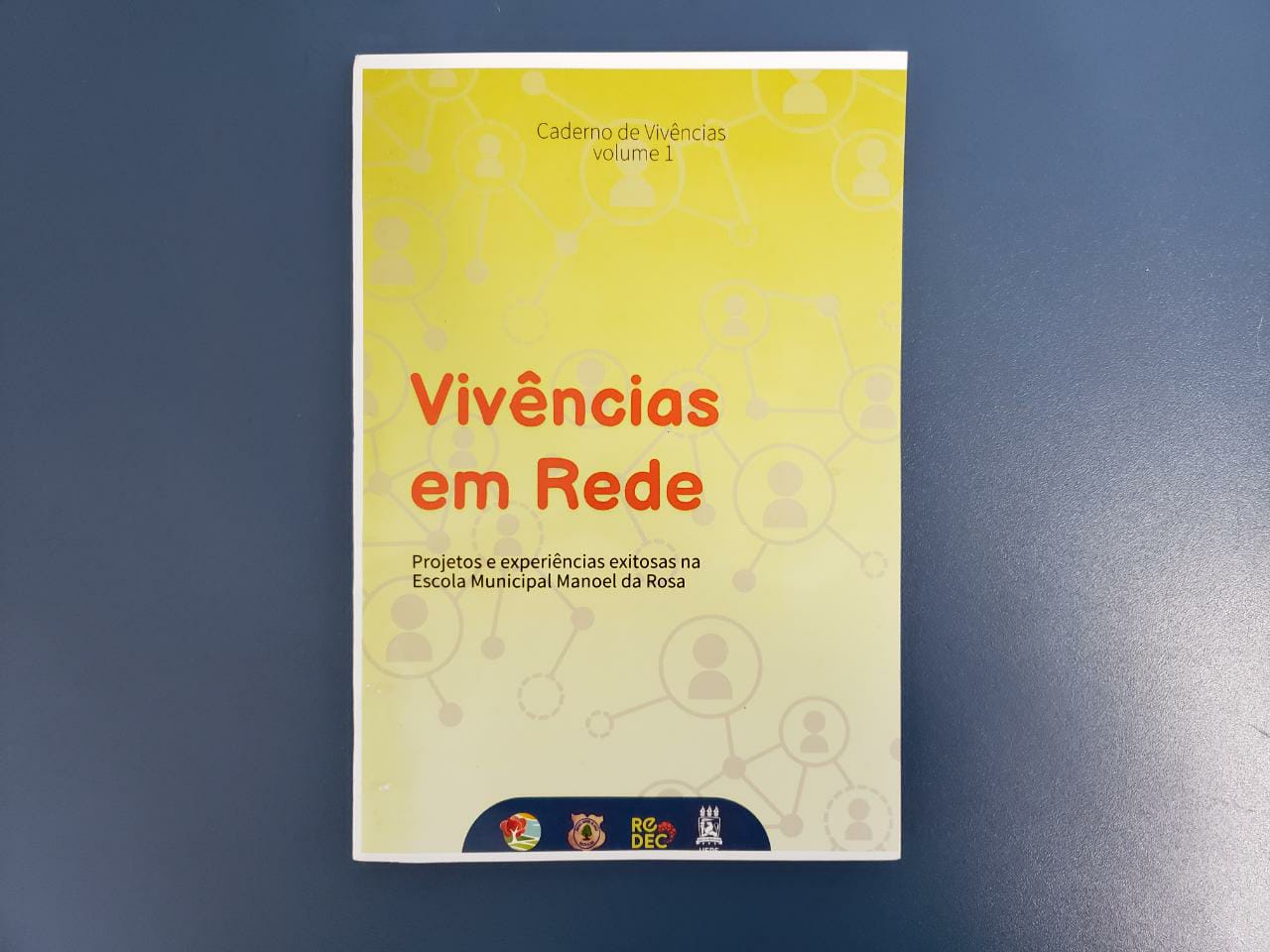 Em Paudalho, livro sobre projetos e experiências exitosas na Escola Municipal Manoel da Rosa foi lançado nesta terça-feira (14)