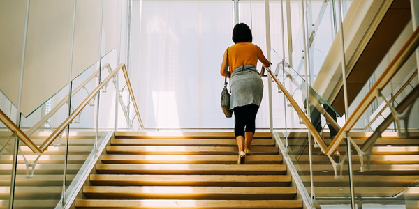 The Benefits of a Side Hustle: How it Can Help You Launch Your New Career The Benefits of a Side Hustle: How it Can Help You Launch Your New Career