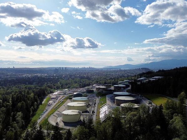 Could Canada really stop oil flow to the US in response to Trump tariffs?