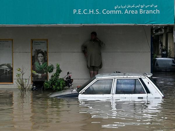 Why is Pakistan flooding, and what is the solution?