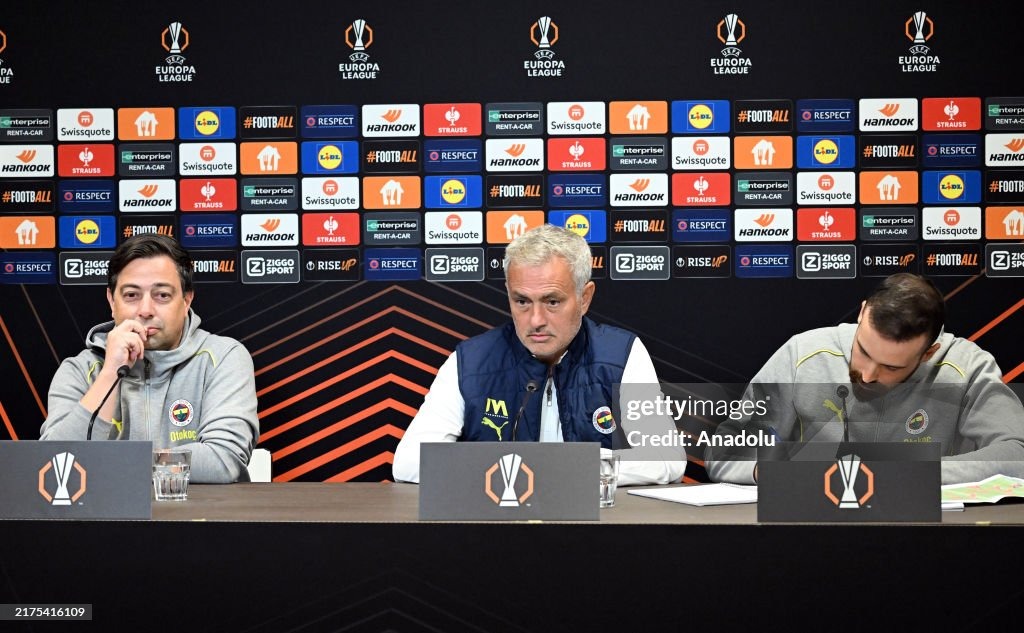 ENSCHEDE, NETHERLANDS - OCTOBER 02: Head coach of Fenerbahce Jose Mourinho (C) holds a press conference ahead of UEFA Europa League second-week match between Twente and Fenerbahce at De Grolsch Veste in Enschede, Netherlands on October 02, 2024. (Photo by Dursun Aydemir/Anadolu via Getty Images)