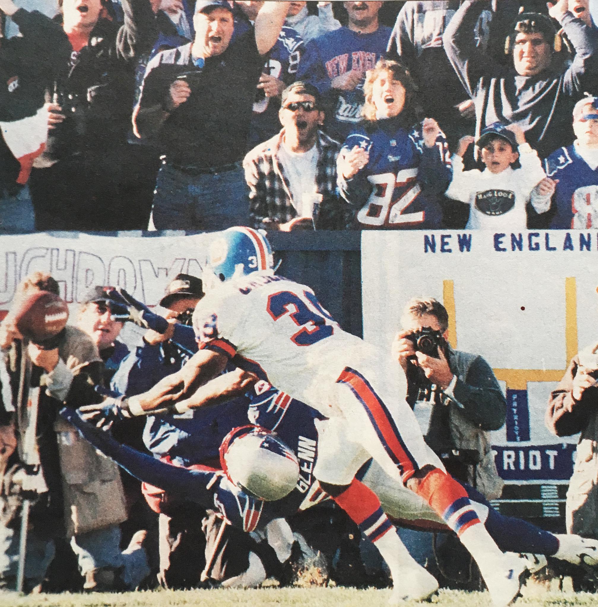 Terry Glenn was unable to haul in this pass.