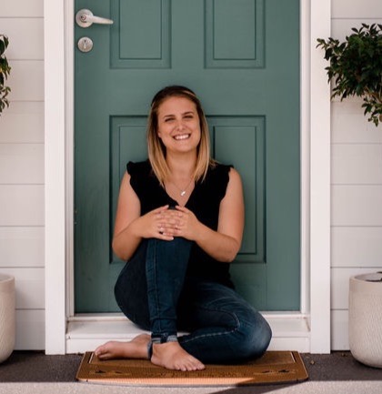 kylie baracz journalist editor copywriter