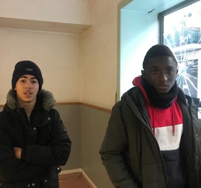 Dos menores a la deriva en el sistema