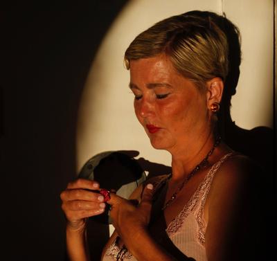 Sara Høyrup med nedslået blik
