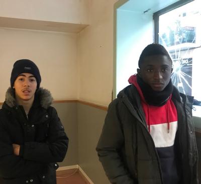 To mindreårige huset på en politistation i Barcelona