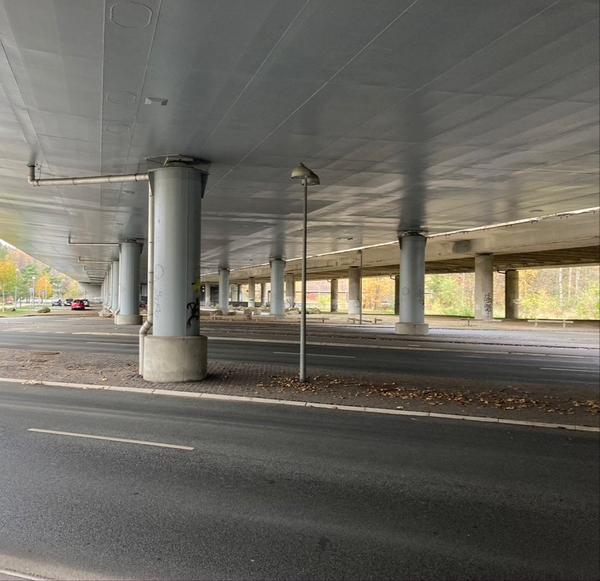 Parkeringspladsen ved Skovbrynet Station