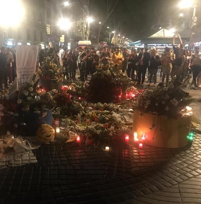 Sørgelys efter attentatet på Ramblaen i Barcelona 2017