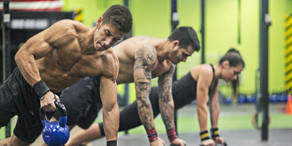 How Group Fitness Workouts Can Make You Stronger