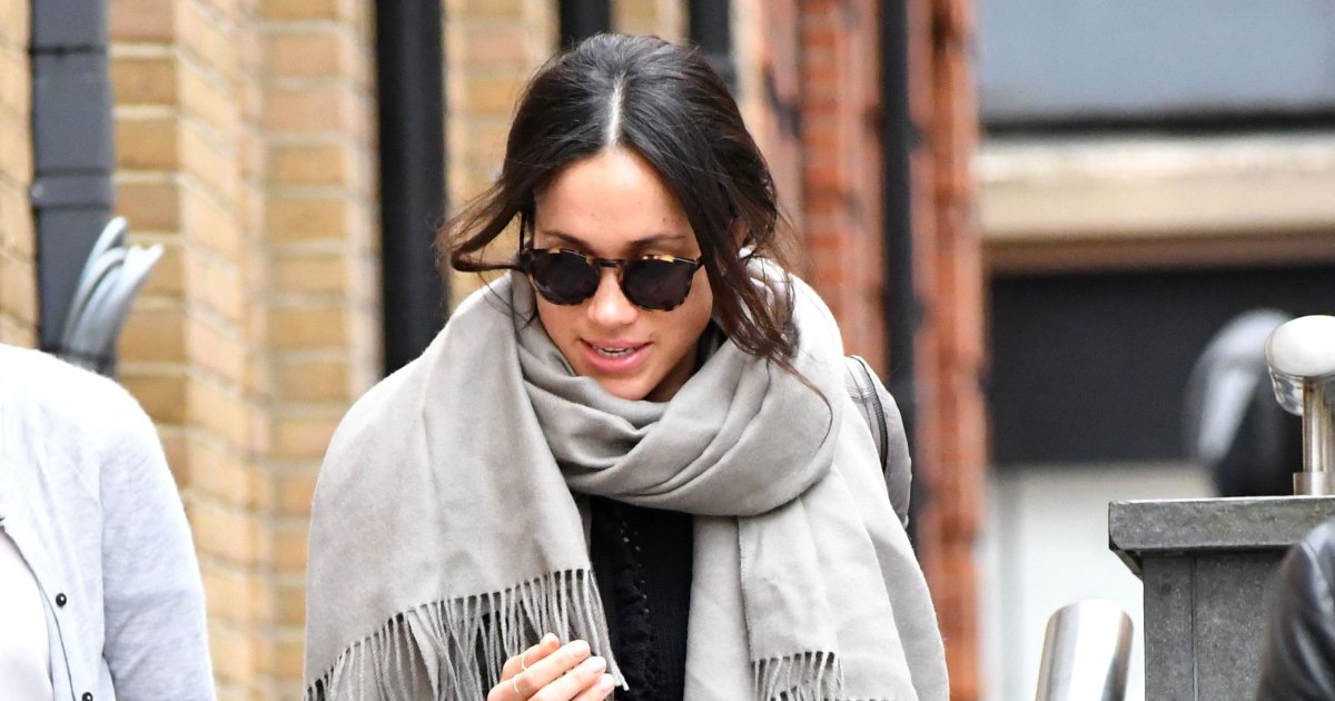 Trending Women's Scarves: Must-Have Accessories