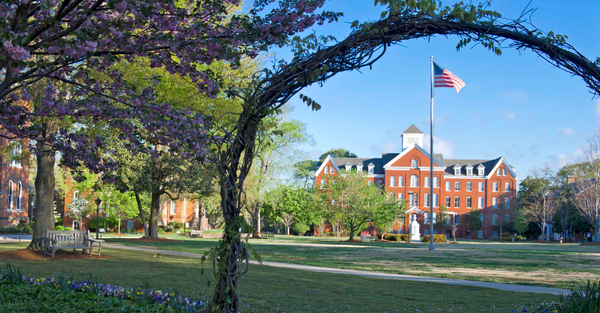 Spelman's long-revered Alumnae Arch.