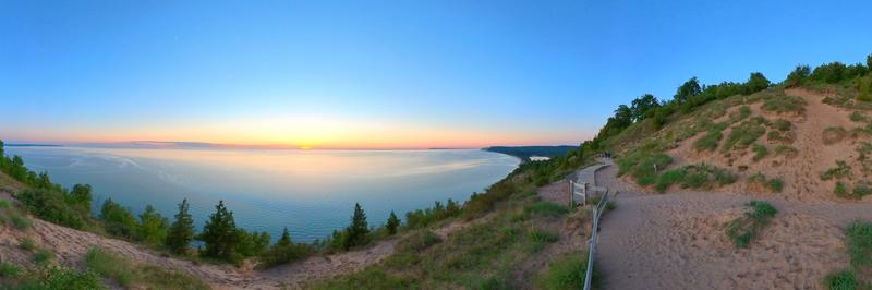 sunset lake michigan sleeping bear dunes