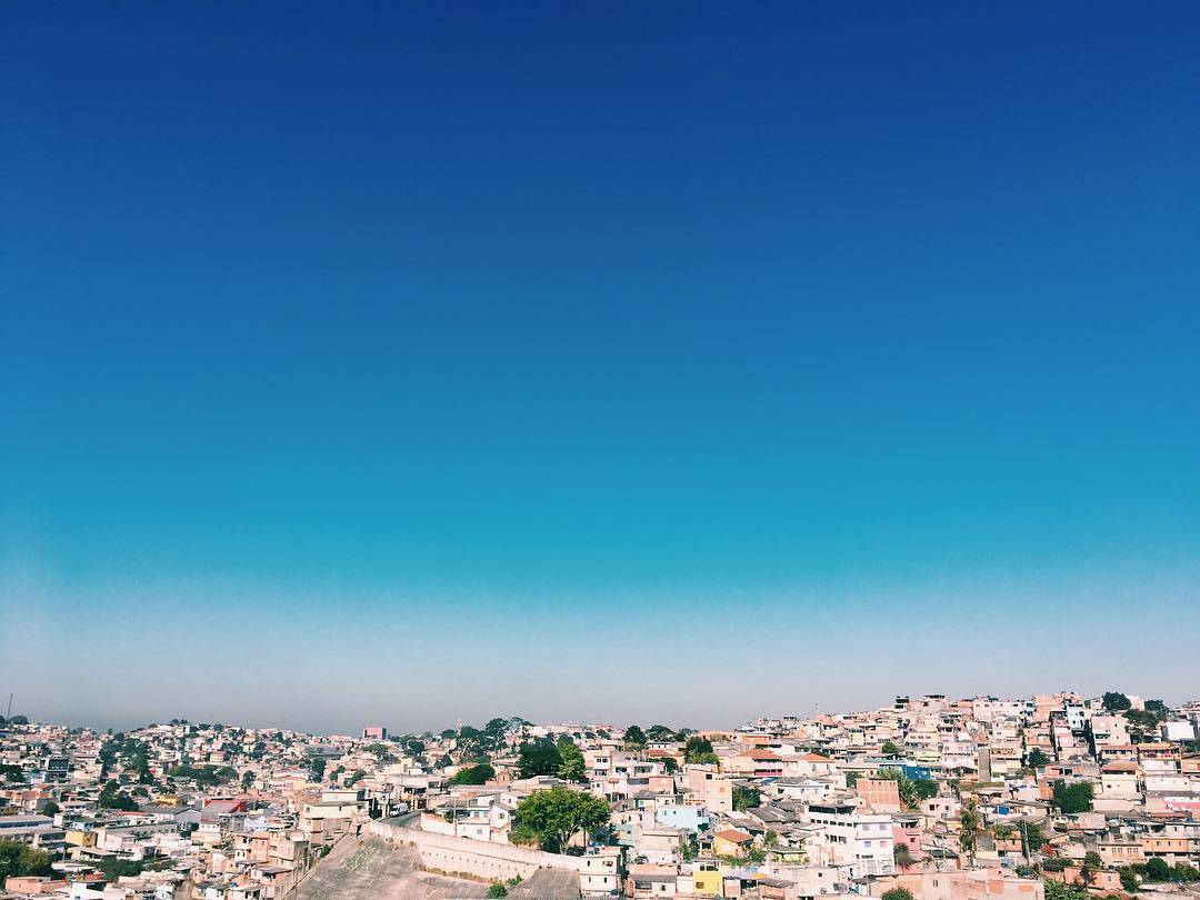 Vista do alto do Jardim São Luís, em M'Boi Mirim, São Paulo. (Crédito: Acervo Pessoal).