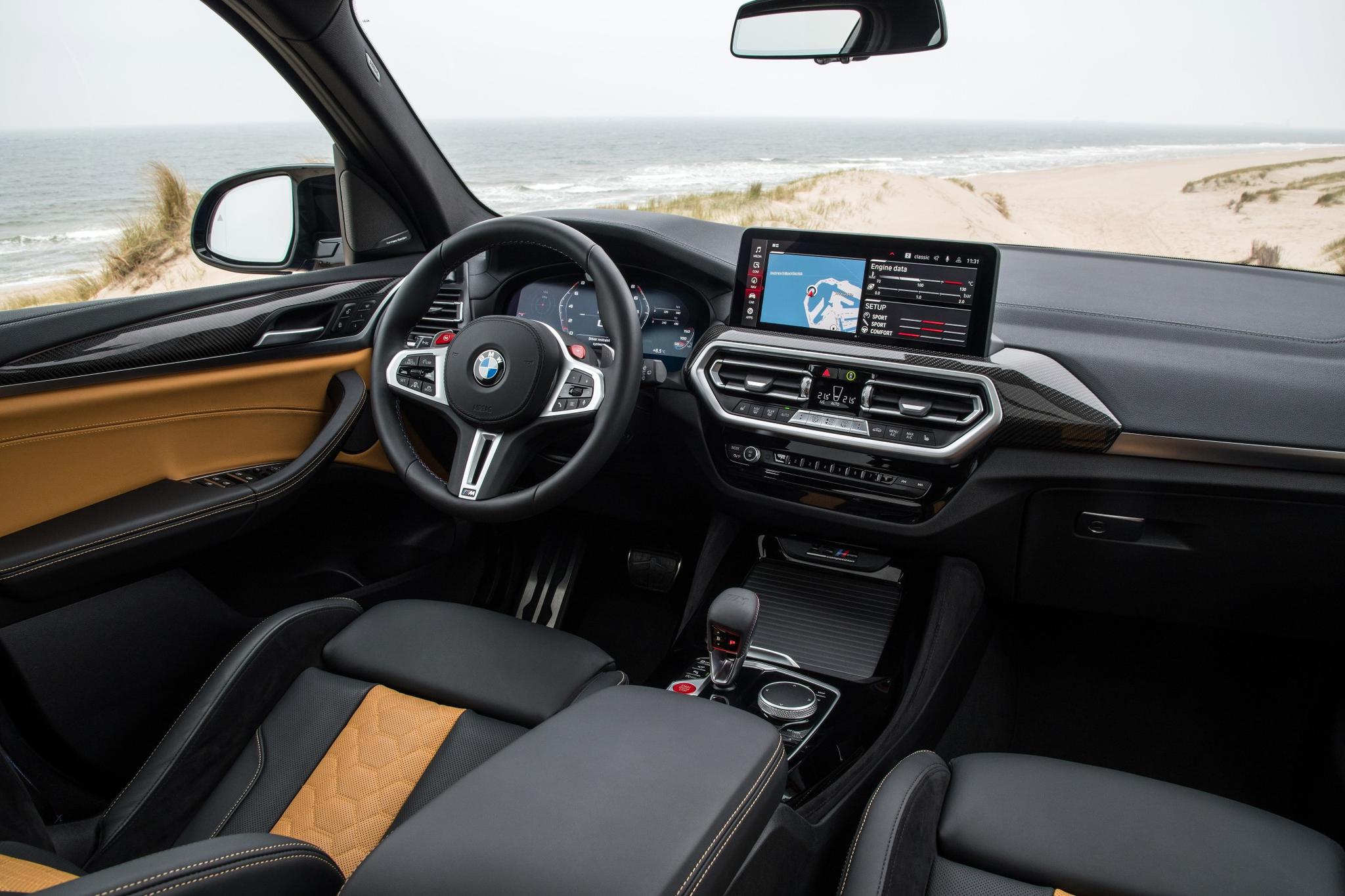 The face-lifted BMW X3 M and X4 M Competition interior